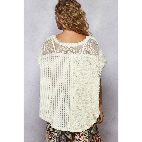 POL Cream Lace and Knit Short Sleeve Top - Picture 6 of 7